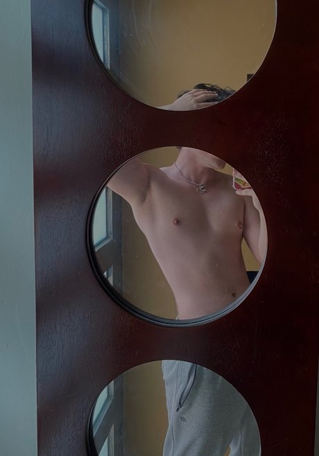 Vampire Boyfriend top model image