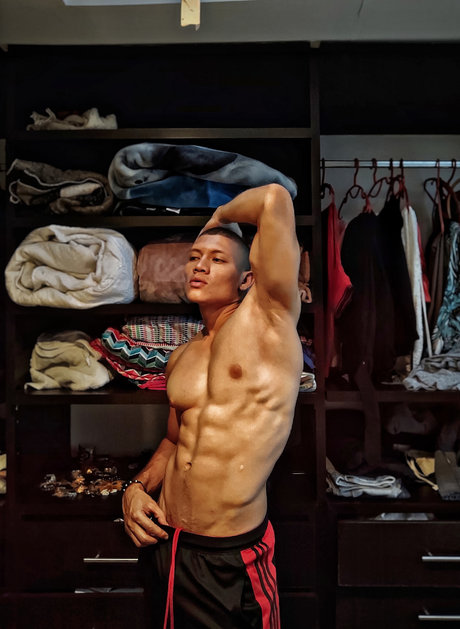 Jhonatan Rengifo pornstar xxx gallery