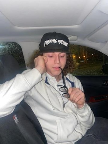 Mr Bread star erotic photos