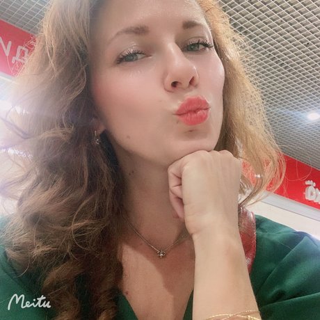 MariAnniS pornstar adult photos