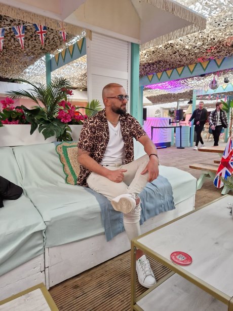 Bradson model nude picture