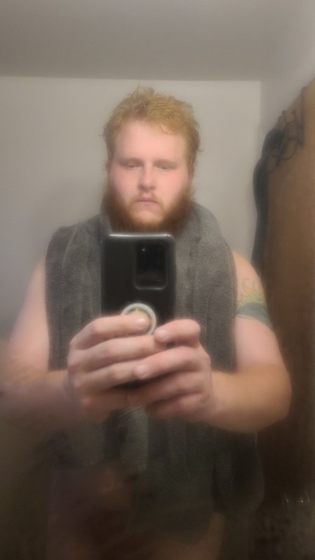 Mkkinky nude actress pictures