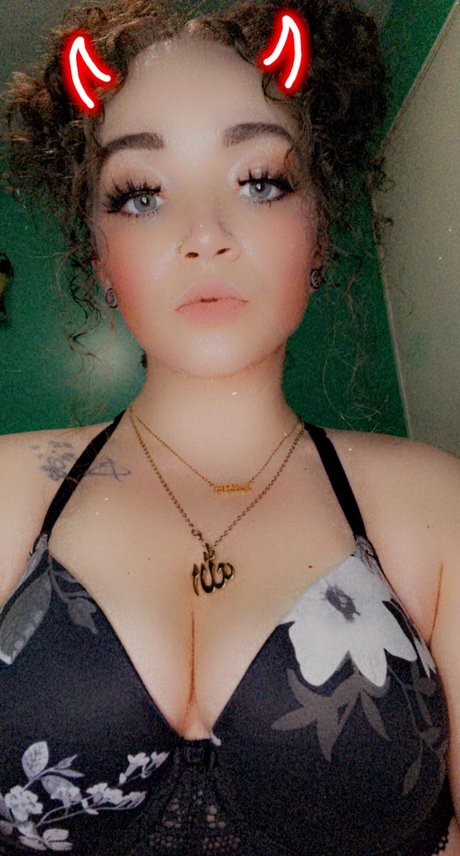 SARA SQURT_ pornstar nude gallery