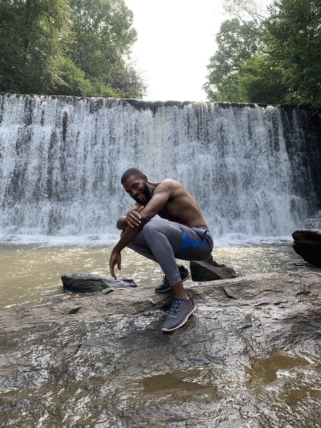 itsnotiqbruh sexy model pics