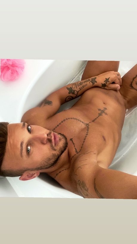 Stefan Lovei nudes model pictures