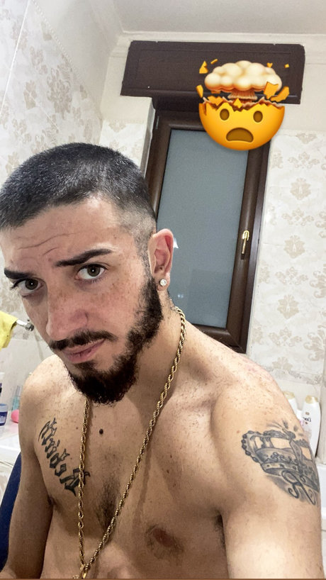 ONAN99 model naked img