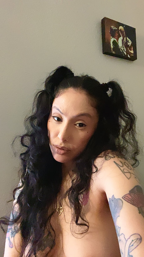 GATOR RAMIREZ nice star image