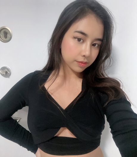 Gabrielle Montesa erotic actress picture