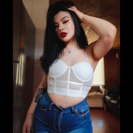 Monserrat Garrido adult model photos