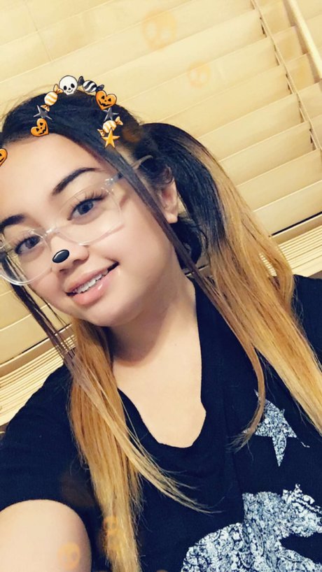 Ruby Harlow model sex galleries