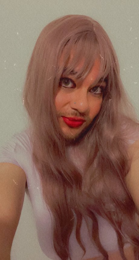 Violet Sapphire model free galleries