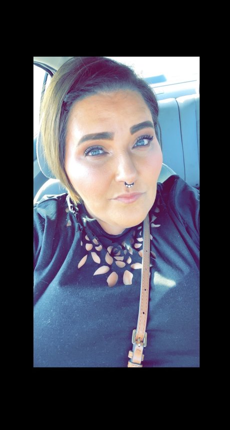 Lashes MFP adult actress pic