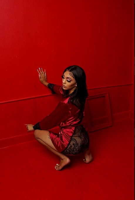 Sexy lit foreign xxx pornstar galleries