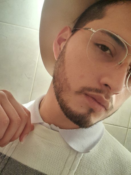 Andres Hernandez star pretty pictures