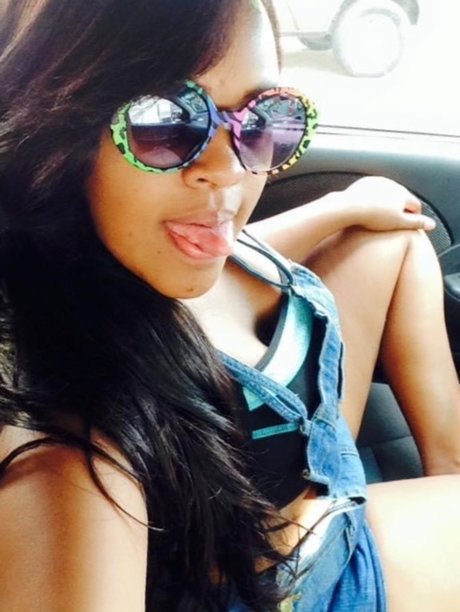 Zuleikambr model porn pic