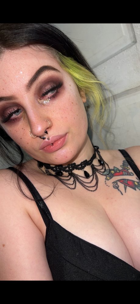 Liv Vermillion perfect model photos