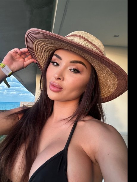 Lady Von Brunette_ exclusive star pics