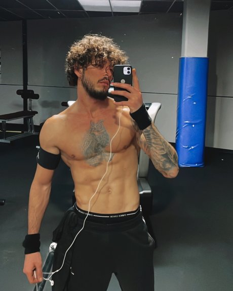 Denny_ pornographic model pictures