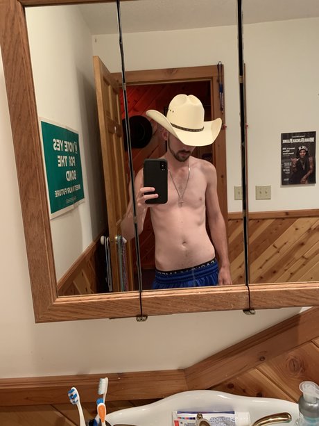 Justin Jones nude actress images