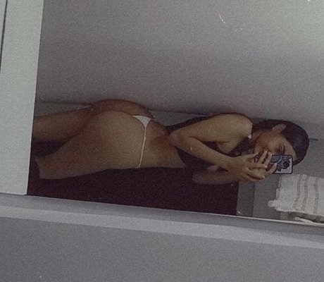 chica ardiente_ model exclusive archive