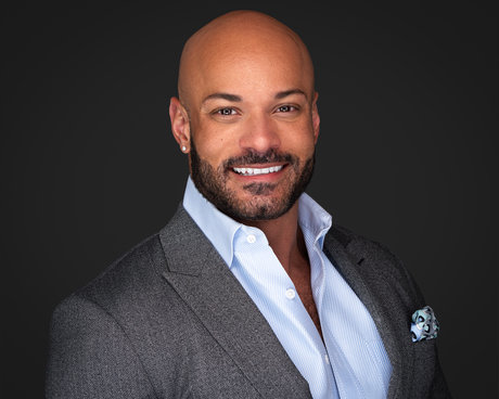 Luis Vieira sexy pornstar pic