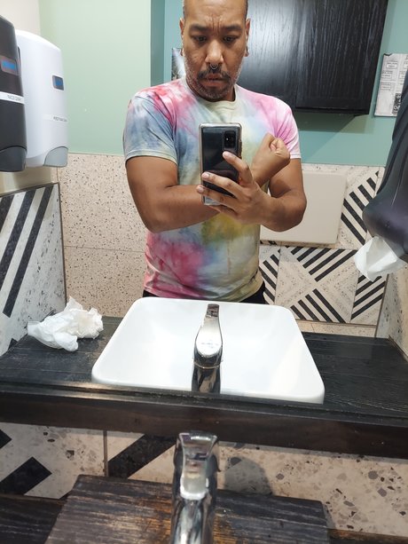 Honey otter art star pic