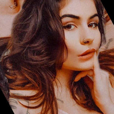 Leeloo pornographic actress archive