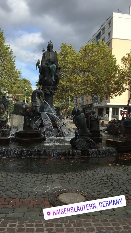 Spanish Dynamite actress img