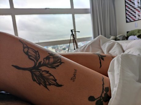 Tr4g3die nudes actress pic