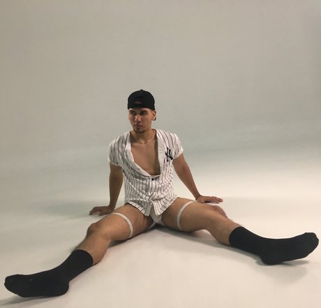 Aaron viera pornographic star pictures