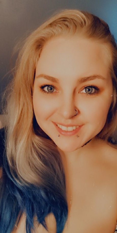 Phoenix babe naked pornstar archive