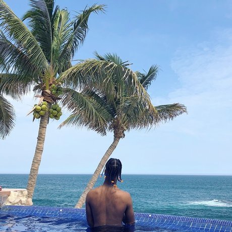 Oneeyeviews pretty pornstar galleries