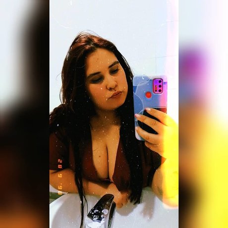 D az Cecilia adult star img