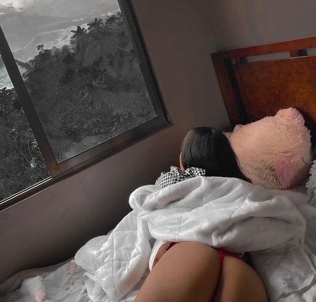 Yourrmommy adult actress pics