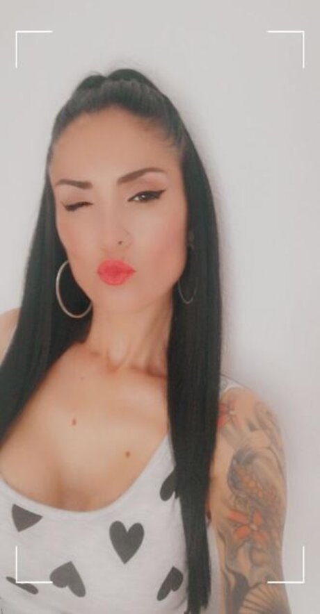 TRIANA pornstar archive