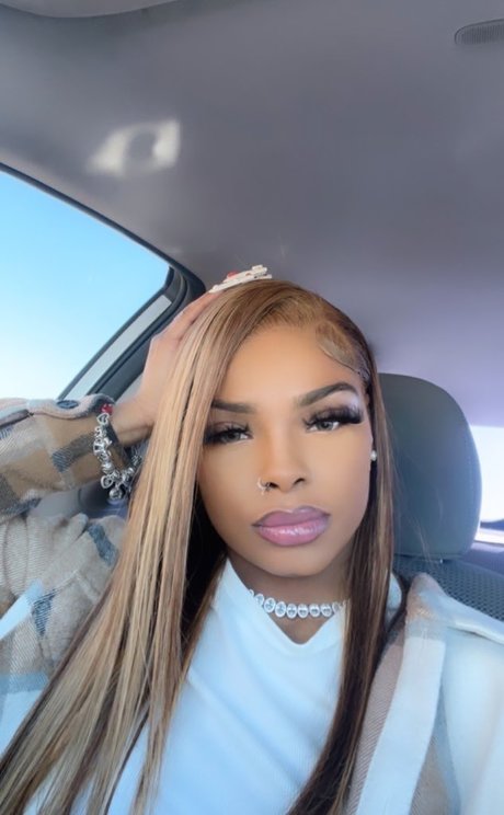 _KayyKreamm_ hd model gallery