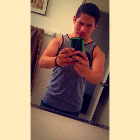 Thomas Saint Clair nudes actress pic