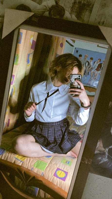 DiamondPM model naked gallery