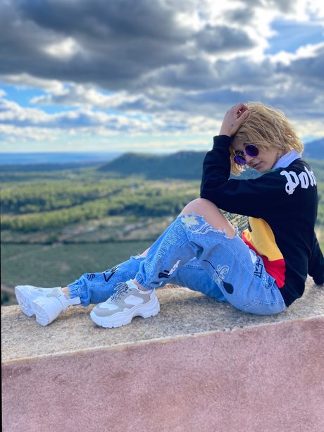 DiamondPM model porn img