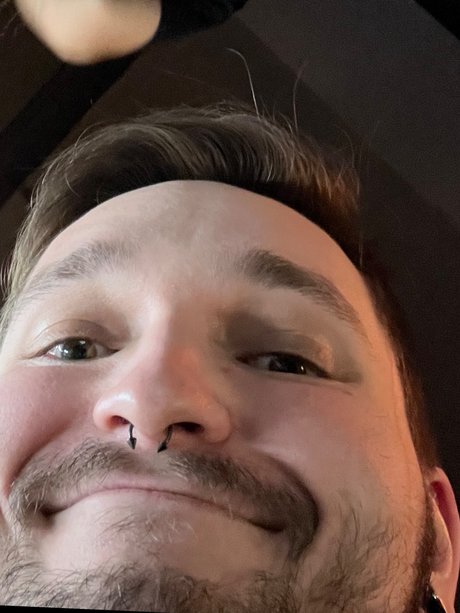 Tomchix erotic star picture