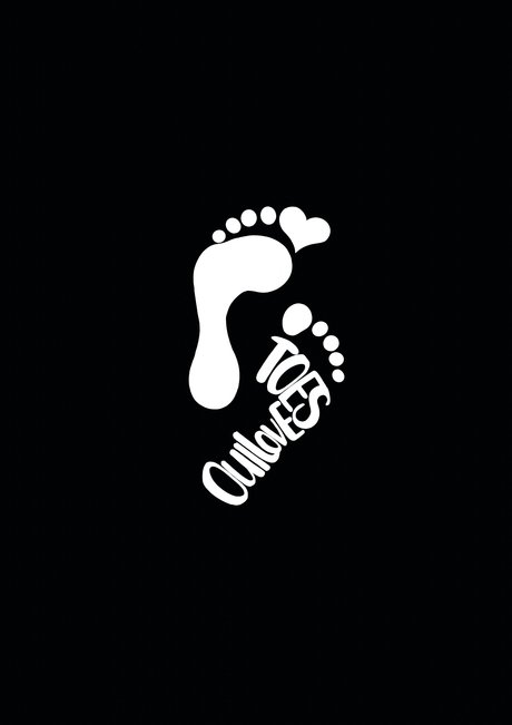 OuiLoveToes free actress pic