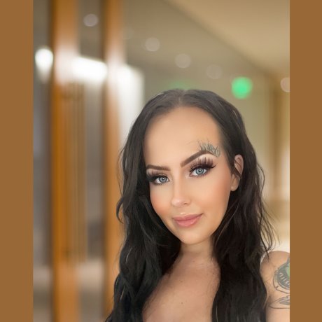 Adelyn Austin sexy star images