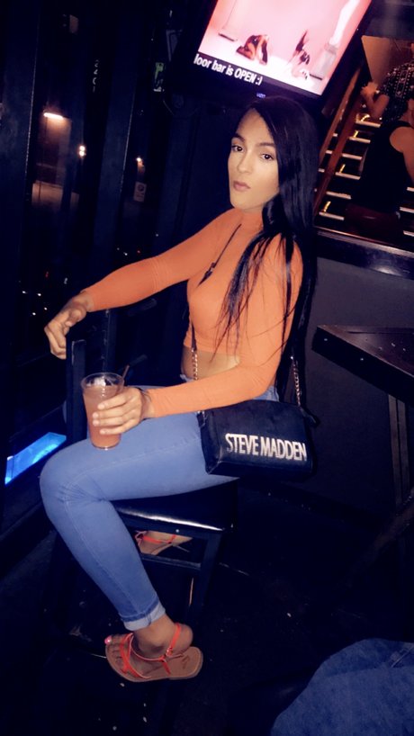 Amanimitchell nice model gallery