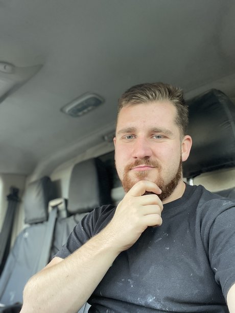 TradieWill hd actress images