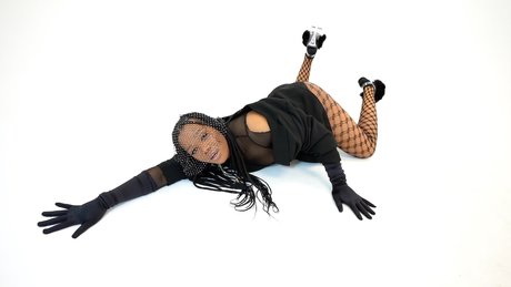 Yum_ model nudes image