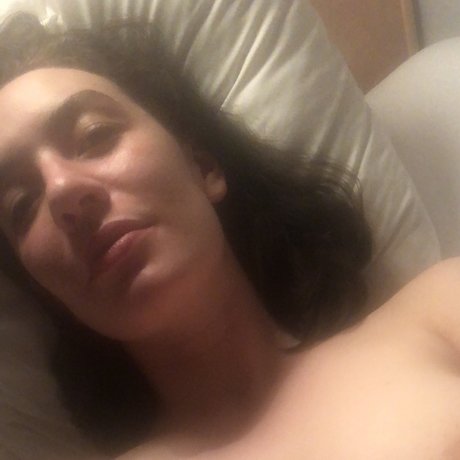 Maeve Eden beautiful pornstar pictures