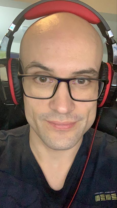 TransFactory adult model picture