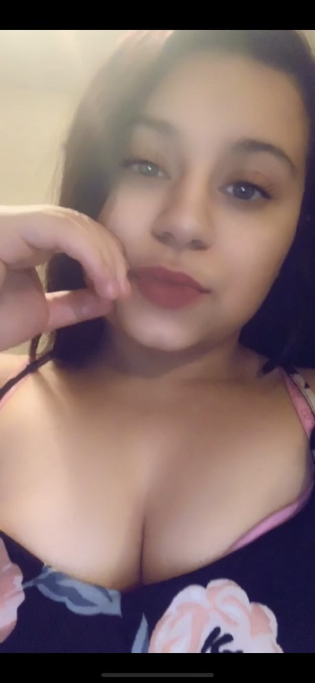 Raquel Ramirez top star img