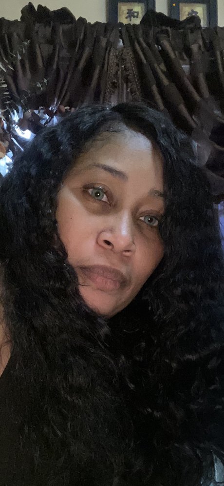 Madlen Decembre pornstar nude pic