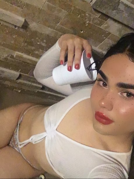 Regina Mondrag perfect star images